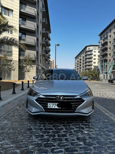Hyundai Elantra 2018, 122,000 km - 2.0 l - Bakı