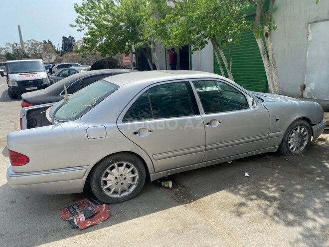 Mercedes E 290 1996, 300,000 km - 2.9 l - Bakı