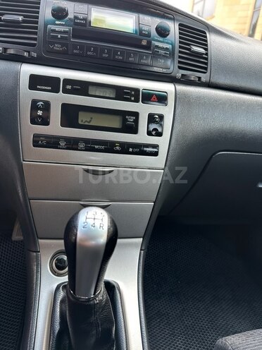 Toyota Corolla 2005, 239,000 km - 1.4 l - Bakı