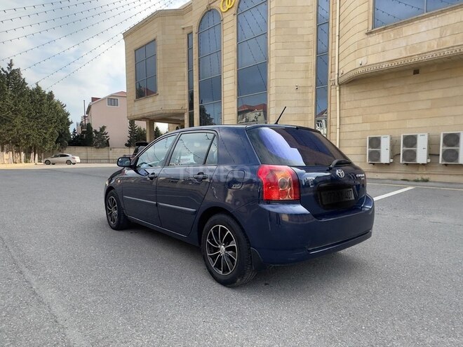 Toyota Corolla 2005, 239,000 km - 1.4 l - Bakı