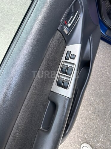 Toyota Corolla 2005, 239,000 km - 1.4 l - Bakı