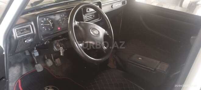 LADA (VAZ) 2107 2000, 95,000 km - 1.6 л - Quba