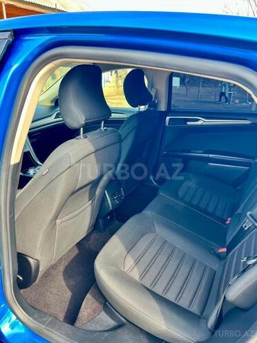 Ford Fusion (North America) 2019, 171,500 km - 2.0 l - Naftalan