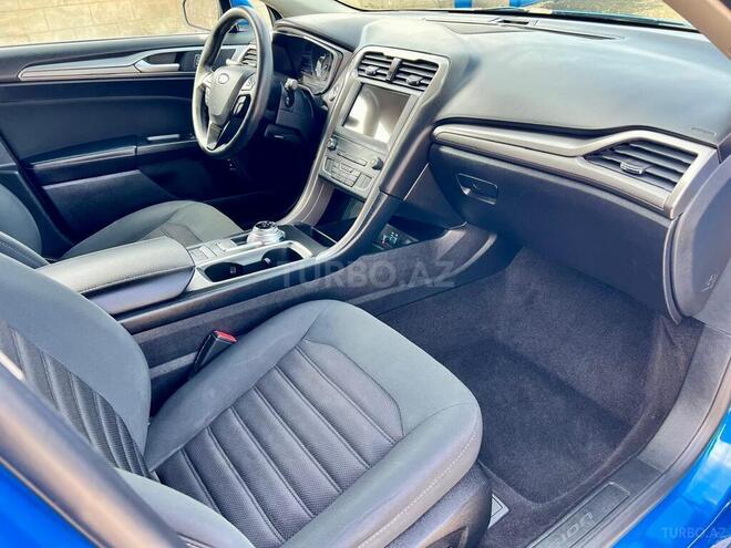 Ford Fusion (North America) 2019, 171,500 km - 2.0 l - Naftalan