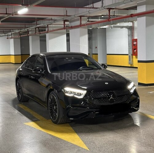 Mercedes E 300 e 2023, 17,000 km - 2.0 л - Bakı