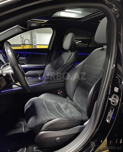 Mercedes E 300 e 2023, 17,000 km - 2.0 л - Bakı
