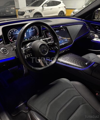 Mercedes E 300 e 2023, 17,000 km - 2.0 л - Bakı