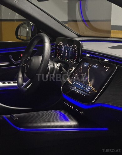 Mercedes E 300 e 2023, 17,000 km - 2.0 л - Bakı