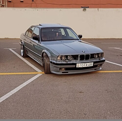 BMW 520 1992, 200,000 km - 2.0 l - Bakı
