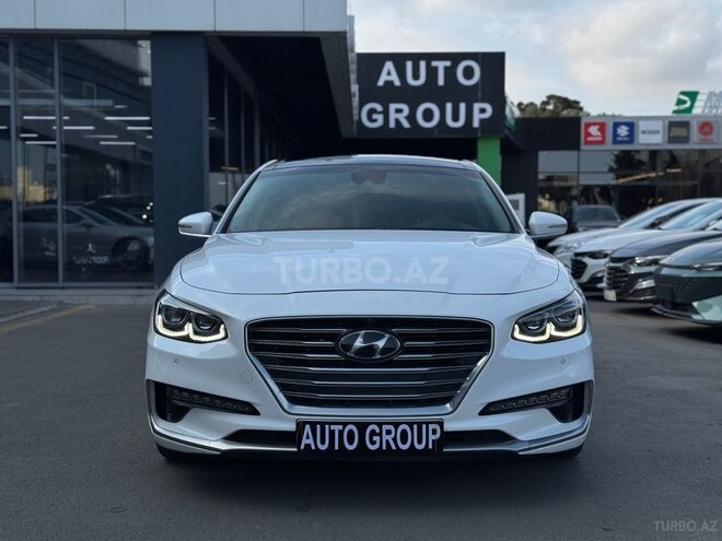 Hyundai Grandeur-1