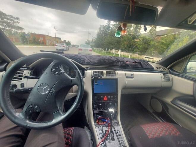Mercedes E 270 1999, 260,000 km - 2.7 l - Sumqayıt