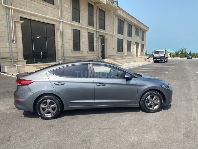 Hyundai Avante 2016, 179,832 km - 1.6 l - Sumqayıt