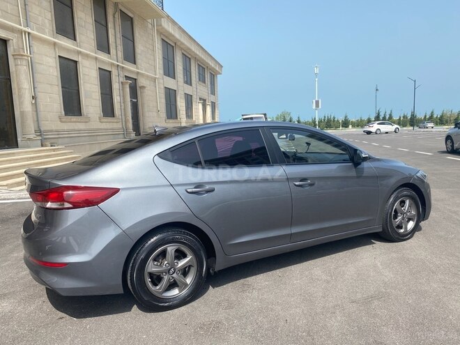Hyundai Avante 2016, 179,832 km - 1.6 l - Sumqayıt