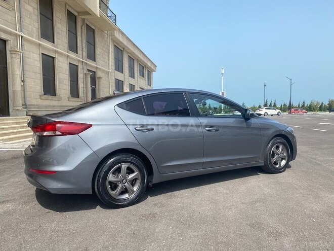 Hyundai Avante 2016, 179,832 km - 1.6 l - Sumqayıt