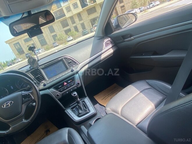 Hyundai Avante 2016, 179,832 km - 1.6 l - Sumqayıt