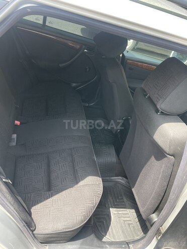 Mercedes C 200 1998, 298,000 km - 2.0 l - Bakı