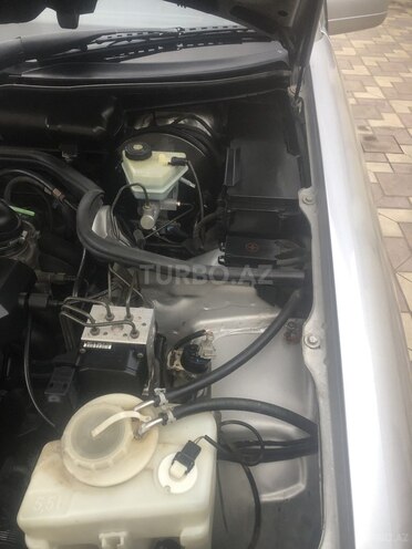 Mercedes E 230 1997, 298,000 km - 2.3 l - Bakı