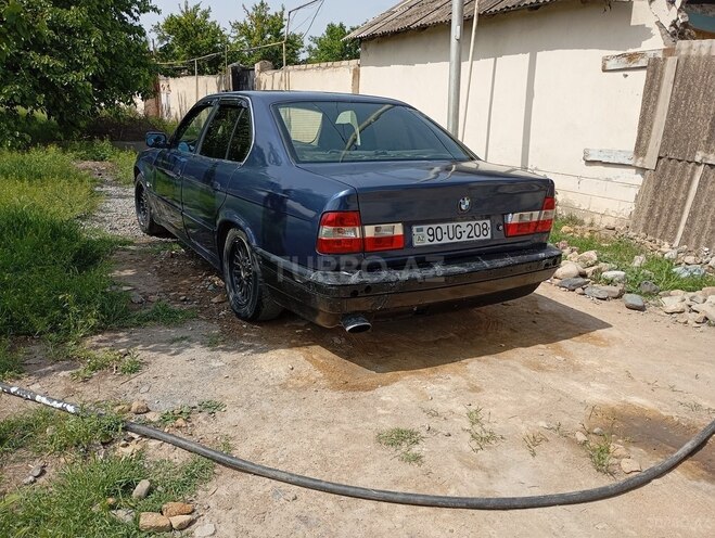 BMW 518 1994, 234,540 km - 1.8 l - Gəncə