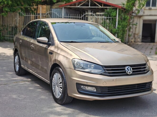 Volkswagen Polo 2018, 256,000 km - 1.6 l - Bakı