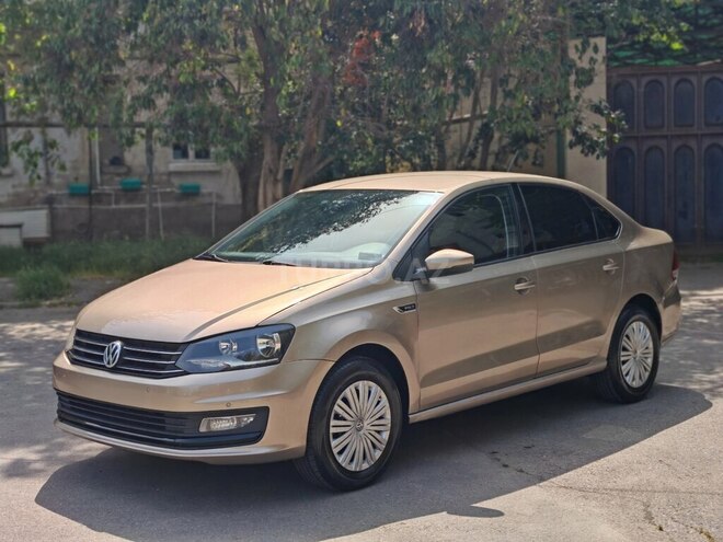Volkswagen Polo 2018, 256,000 km - 1.6 l - Bakı