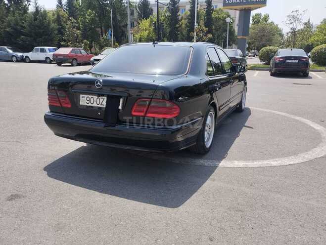 Mercedes E 240 1998, 241,789 km - 2.4 l - Mingəçevir