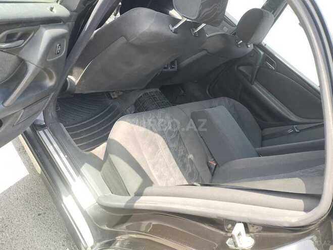 Mercedes E 240 1998, 241,789 km - 2.4 l - Mingəçevir