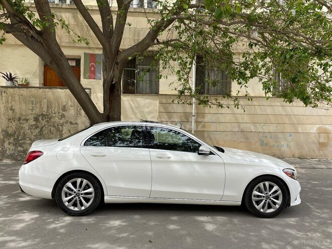 Mercedes C 300 2019, 143,000 km - 2.0 л - Bakı