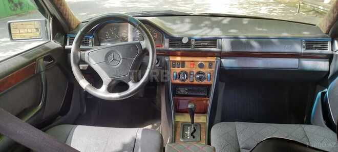Mercedes E 220 1995, 547,000 km - 2.2 l - Bakı