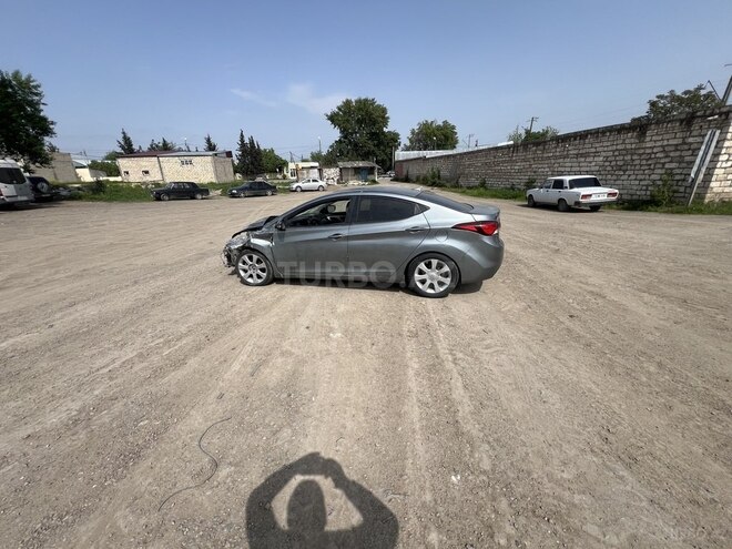 Hyundai Elantra 2014, 145,353 km - 1.8 l - Ağstafa