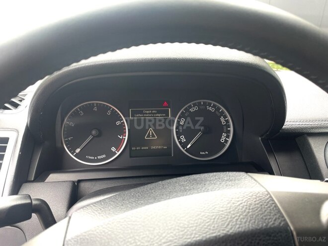 Land Rover Discovery 2011, 243,000 km - 5.0 l - Bakı