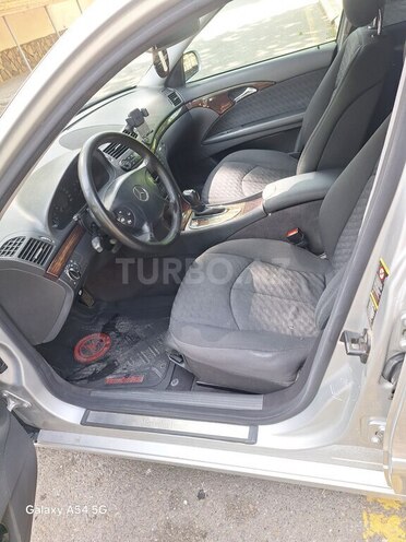 Mercedes E 220 d 2005, 359,000 km - 2.2 л - Gəncə
