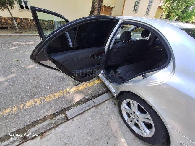 Mercedes E 220 d 2005, 359,000 km - 2.2 л - Gəncə
