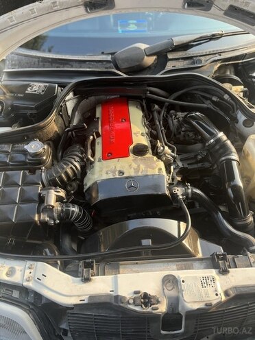 Mercedes C 230 2000, 300,000 km - 2.3 л - Bakı