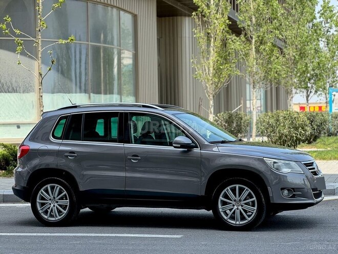 Volkswagen Tiguan 2009, 235,000 km - 2.0 l - Bakı