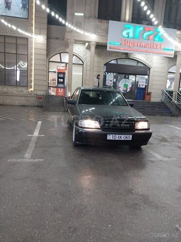Mercedes C 220 d 1997, 390,000 km - 2.2 l - Bakı
