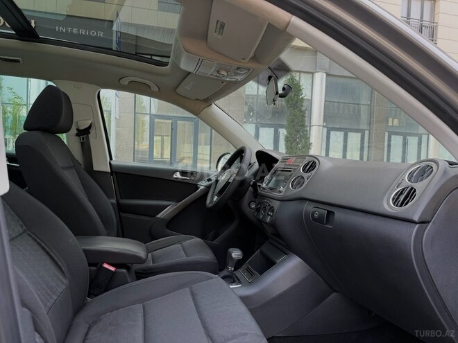 Volkswagen Tiguan 2009, 235,000 km - 2.0 l - Bakı