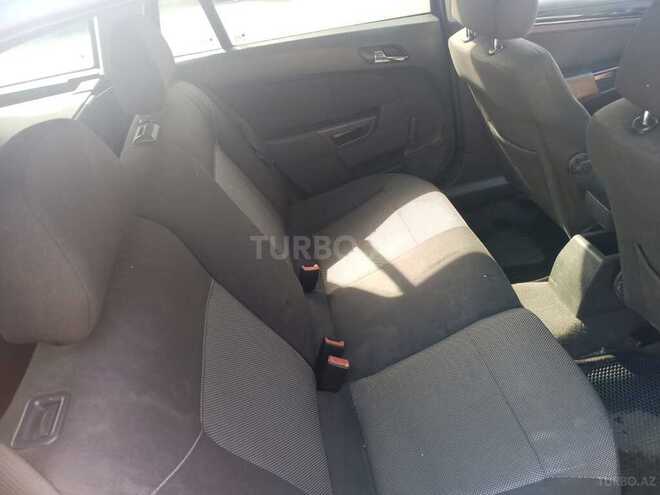 Opel Astra 2009, 300,000 km - 1.3 l - Bakı