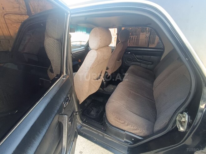 GAZ 3110 1998, 95,000 km - 2.4 l - Siyəzən