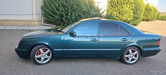 Mercedes E 240 1999, 288,000 km - 2.4 l - Tovuz