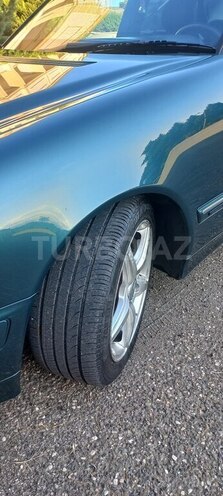 Mercedes E 240 1999, 288,000 km - 2.4 l - Tovuz