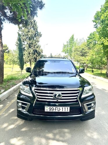Lexus LX 570 2014, 190,000 km - 5.7 л - Şəmkir