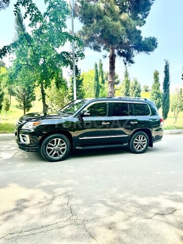 Lexus LX 570 2014, 190,000 km - 5.7 л - Şəmkir