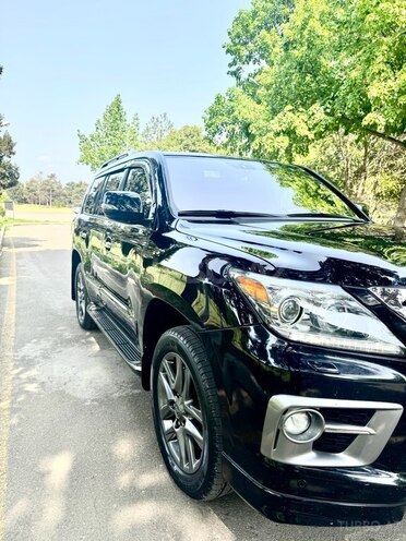 Lexus LX 570 2014, 190,000 km - 5.7 л - Şəmkir