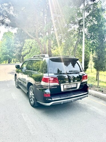 Lexus LX 570 2014, 190,000 km - 5.7 л - Şəmkir