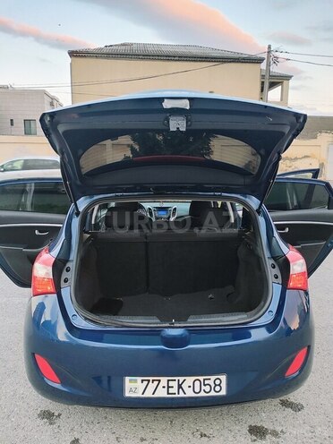 Hyundai Elantra 2012, 256,325 km - 1.6 л - Sumqayıt