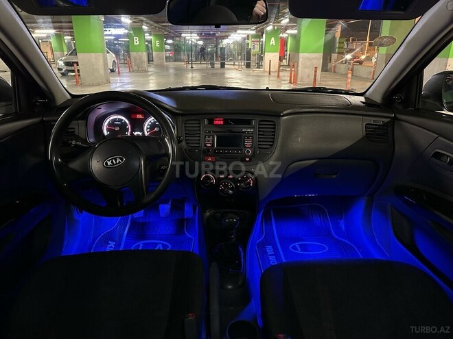 Kia Rio 2010, 238,000 km - 1.5 л - Bakı