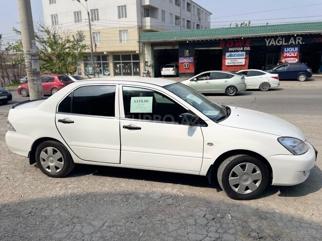 Mitsubishi Lancer 2006, 350,000 km - 1.3 l - Bakı