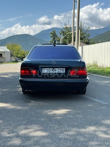 Mercedes E 240 1999, 430,000 km - 2.6 l - Bakı