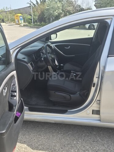 Hyundai i30 2013, 304,600 km - 1.6 l - Bakı