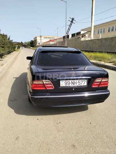 Mercedes E 270 2001, 462,000 km - 2.7 l - Bakı